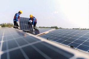 licensed solar installer melbourne installing rooftop solar panels safely
